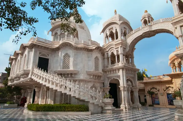 Family Mathura Vrindavan tour